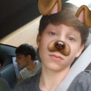 Meet your Posher, Ethan